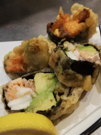 魚貝とアボカドの磯辺揚げ