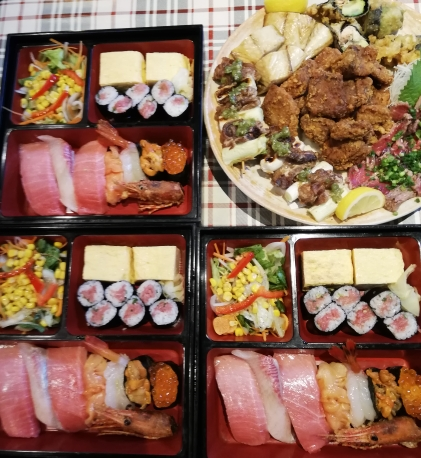 出前のにぎり寿司とオードブル